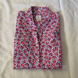 GAP The Fitted Boyfriend Shirt